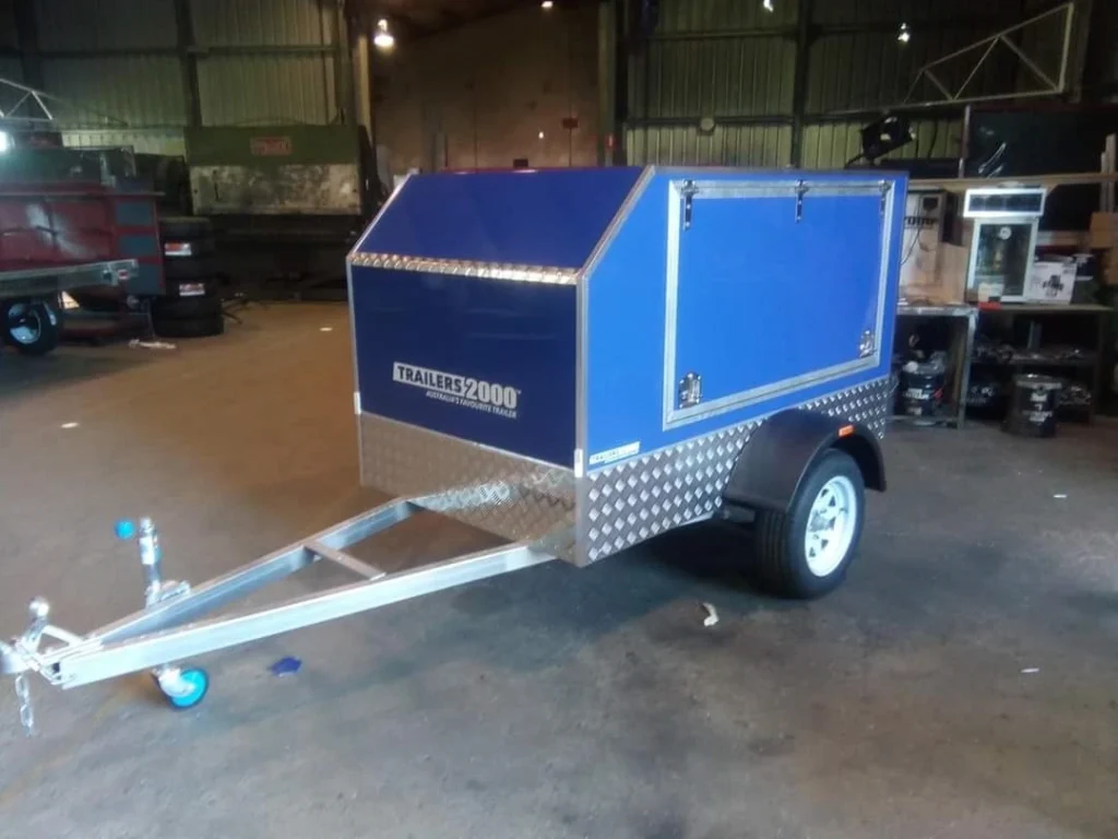 enclosed trailer